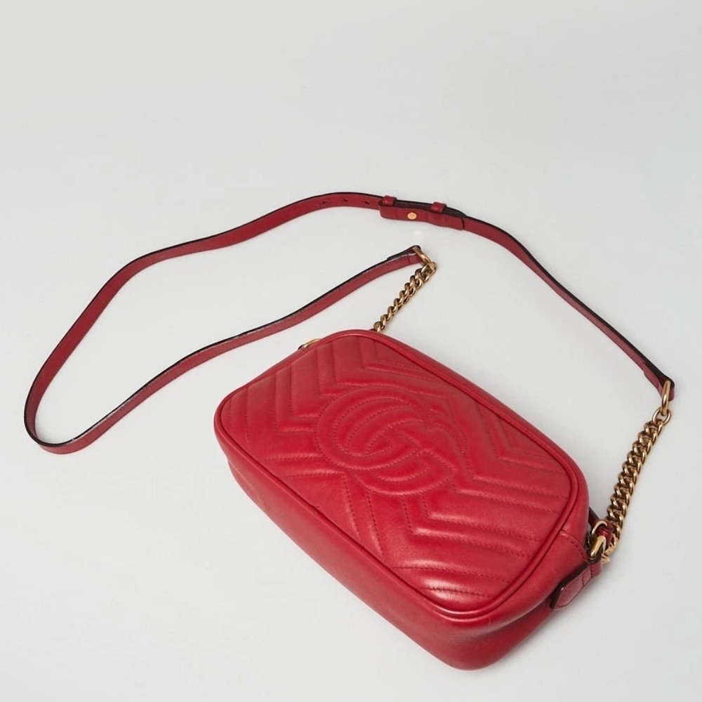 Gucci Marmont Red Camera Bag Chevron Quilt Leather Crossbody Bag W/Gold Accents - Picture 3 of 16